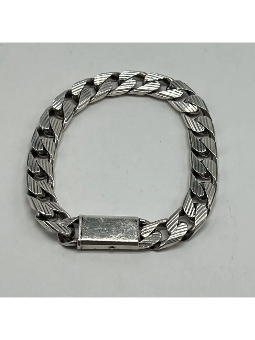 Gucci Golmet Stripe Chain Bracelet Silver 19